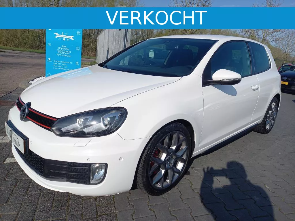 Volkswagen Golf 2.0 TSI GTI