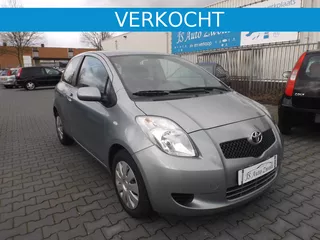 Toyota Yaris 1.3 16v VVT-i Linea Terra
