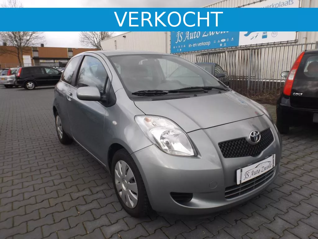 Toyota Yaris 1.3 16v VVT-i Linea Terra