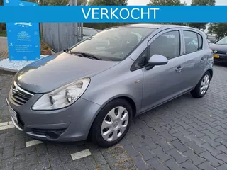 Opel Corsa 1.2-16V Essentia 5 Deur Airco