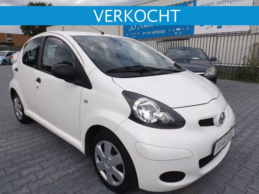 Toyota Aygo 1.0 12v VVT-i Dynamic 5 Deur Airco