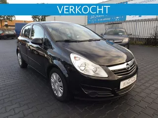 Opel Corsa 1.2-16V Cosmo