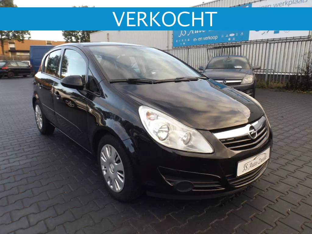 Opel Corsa 1.2-16V Cosmo