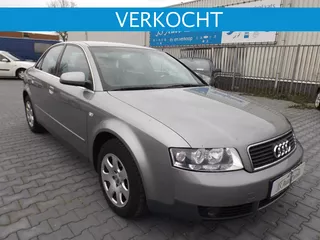 Audi A4 2.0 5V LEER BEKLEDING
