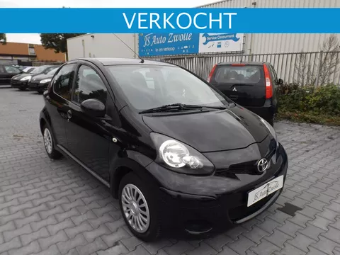 Toyota Aygo 1.0 12v VVT-i Access 5 deur Airco Navigatie
